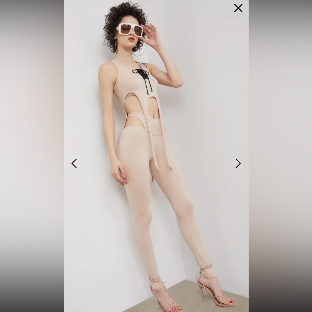 NWOT DOLLS KILL Legging Set | Size Mediumm
